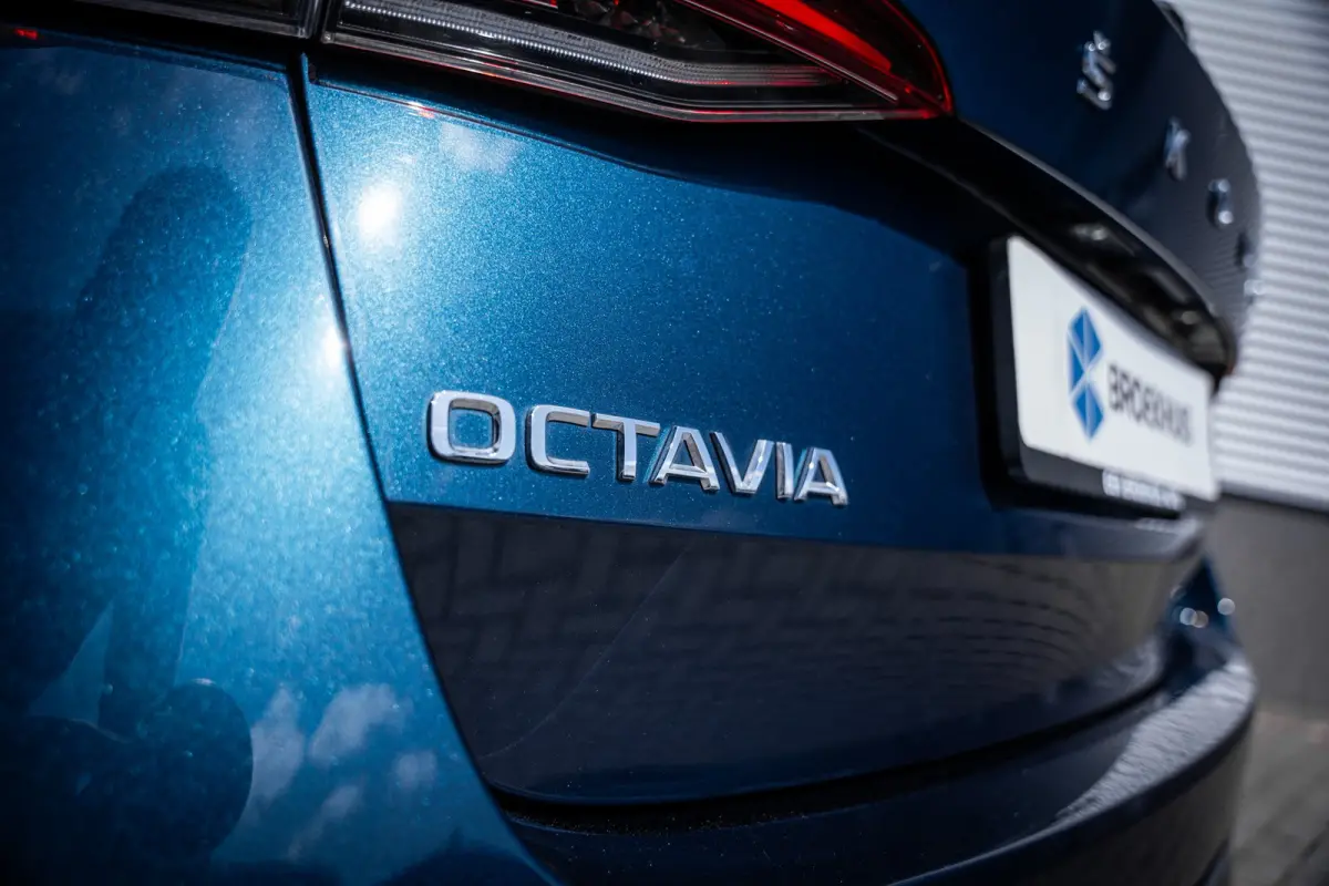 1.4 TSI iV PHEV Business Edition SOH 87% | Cruise control | Metaalkleur | Parkeersensor voor