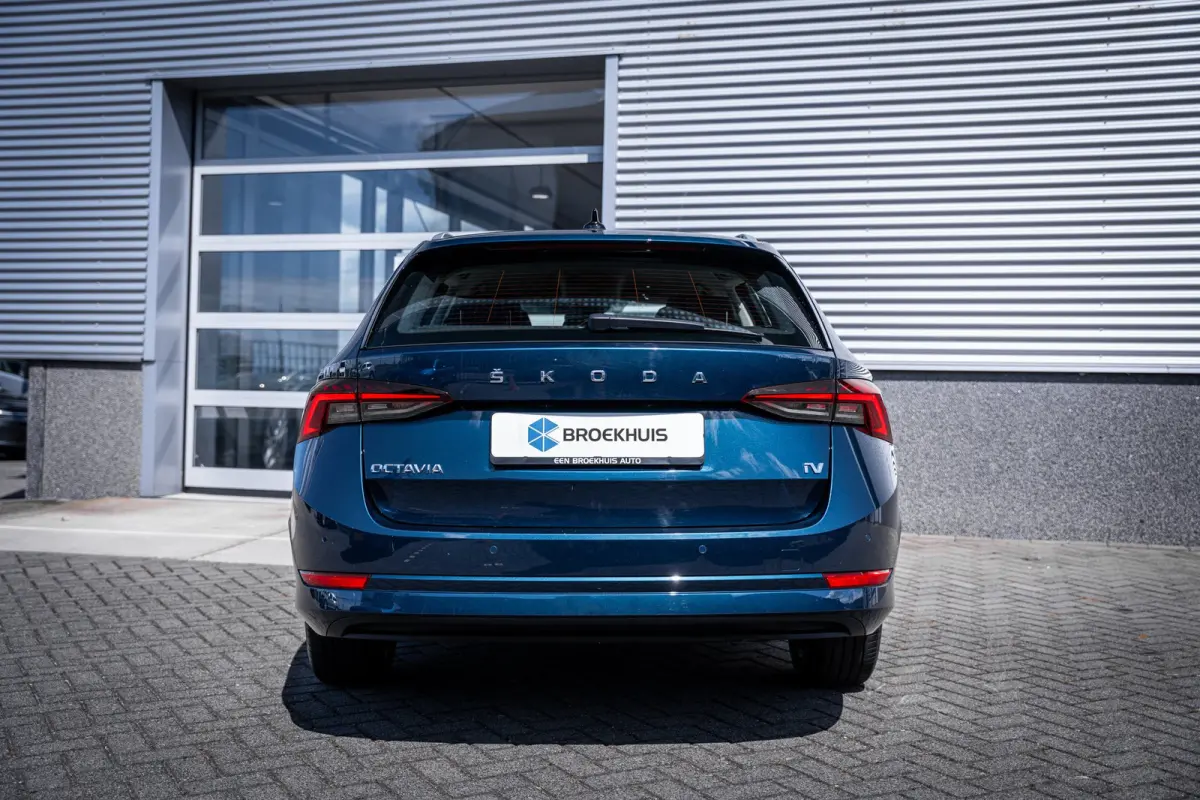 1.4 TSI iV PHEV Business Edition SOH 87% | Cruise control | Metaalkleur | Parkeersensor voor