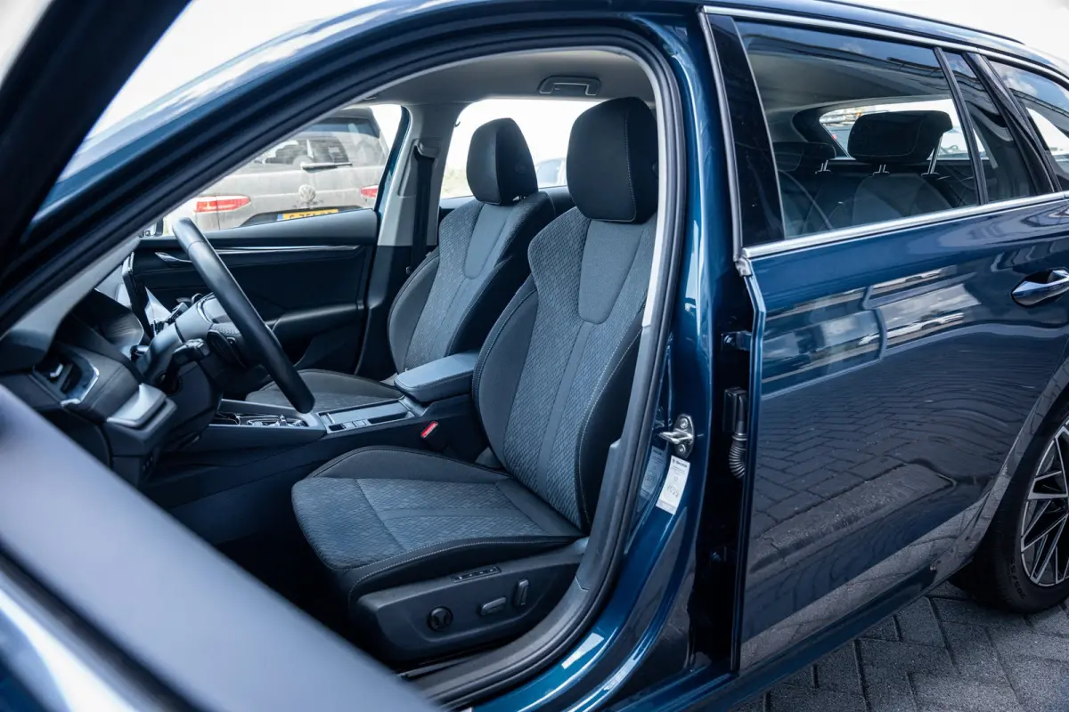 1.4 TSI iV PHEV Business Edition SOH 87% | Cruise control | Metaalkleur | Parkeersensor voor