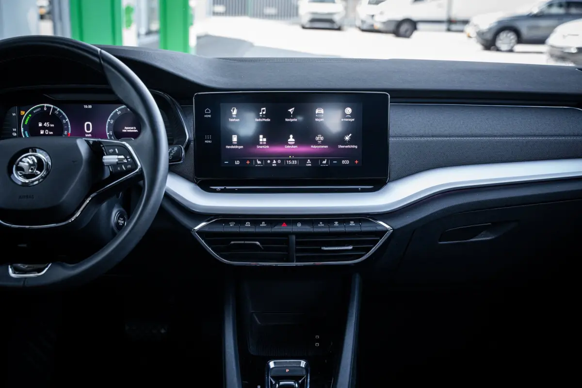 1.4 TSI iV PHEV Business Edition SOH 87% | Cruise control | Metaalkleur | Parkeersensor voor