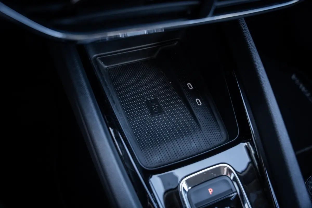 1.4 TSI iV PHEV Business Edition SOH 87% | Cruise control | Metaalkleur | Parkeersensor voor