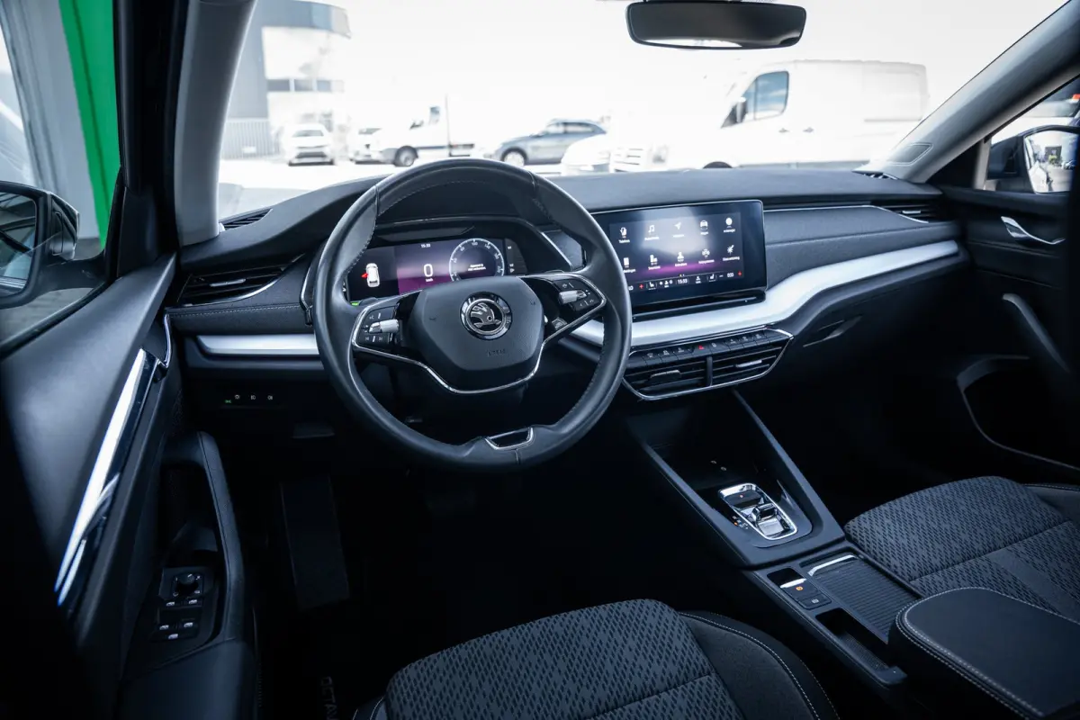 1.4 TSI iV PHEV Business Edition SOH 87% | Cruise control | Metaalkleur | Parkeersensor voor
