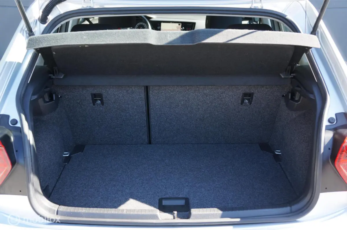 1.0 TSI Comfortline Bns Navi Apple/Android !