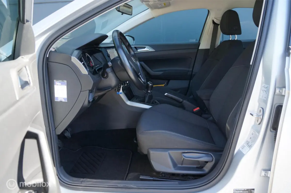 1.0 TSI Comfortline Bns Navi Apple/Android !