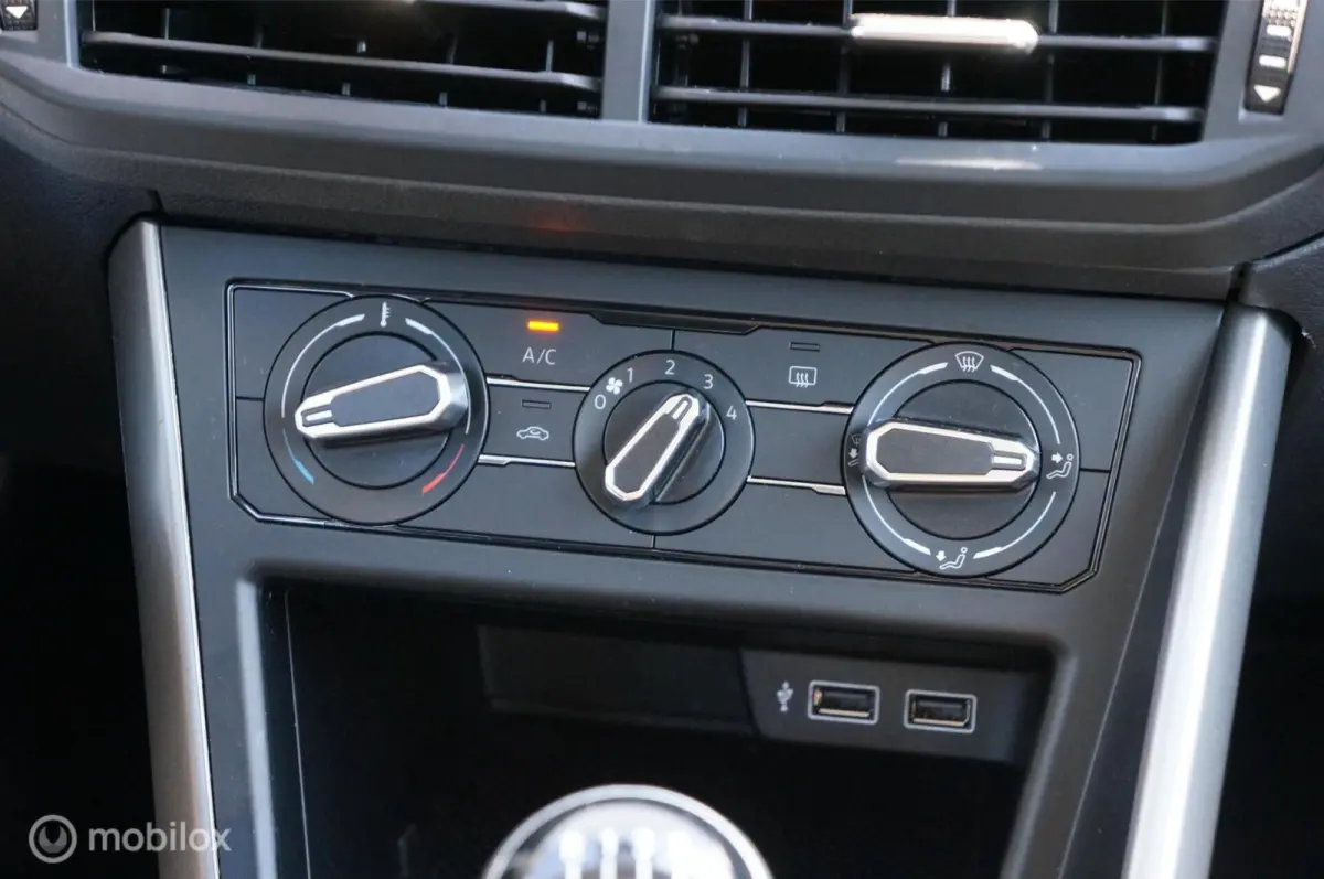 1.0 TSI Comfortline Bns Navi Apple/Android !