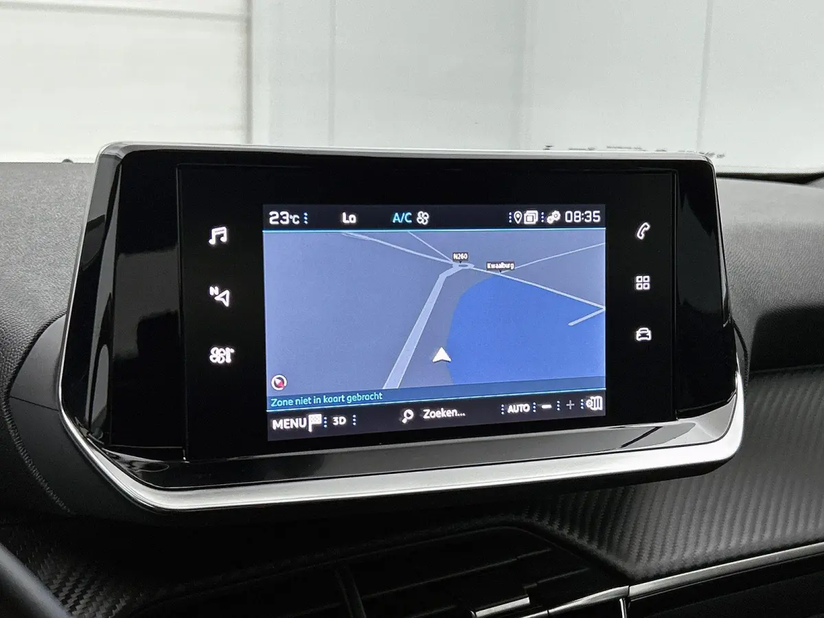 1.2 100pk Allure | Navigatie | Climate Control | Cruise Control | Camera | 17"LMV | LED | Apple Carplay/Android Auto |