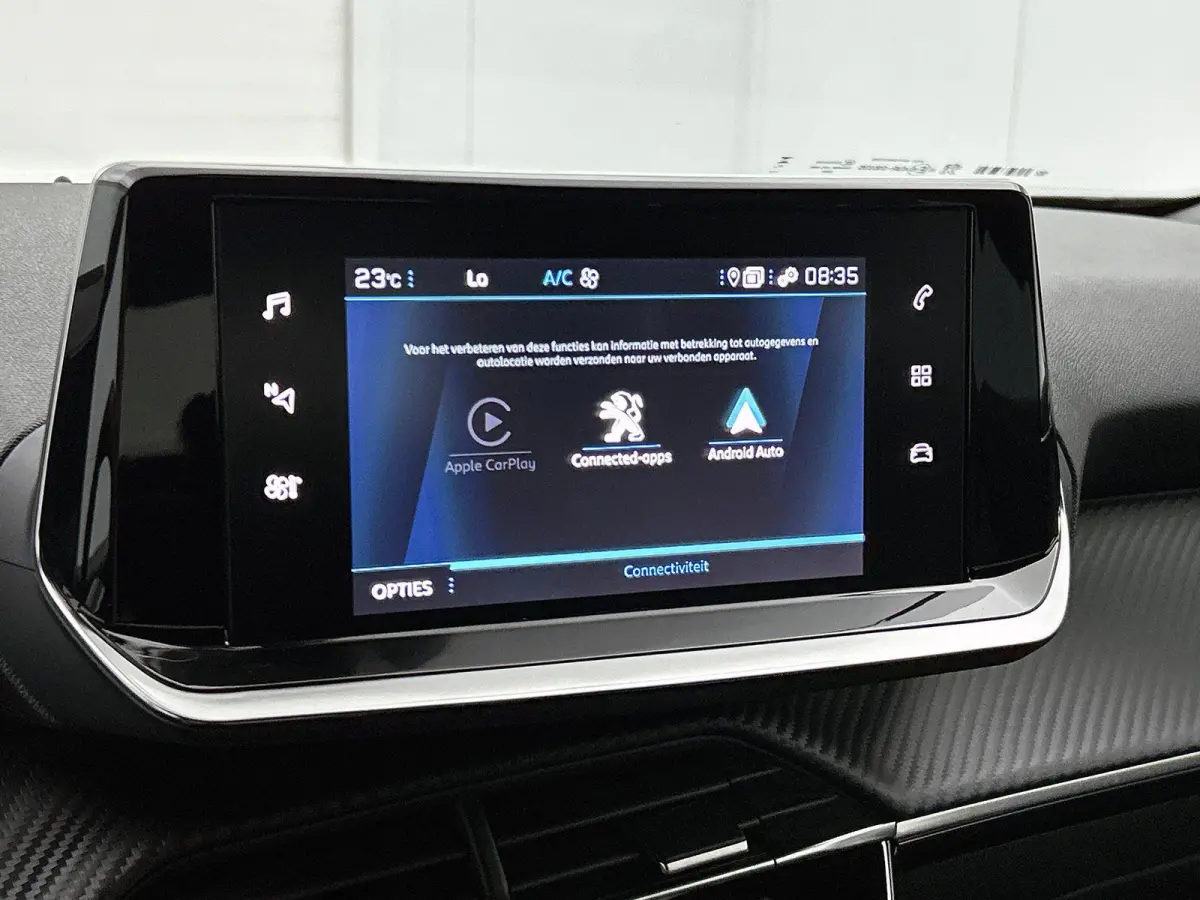 1.2 100pk Allure | Navigatie | Climate Control | Cruise Control | Camera | 17"LMV | LED | Apple Carplay/Android Auto |