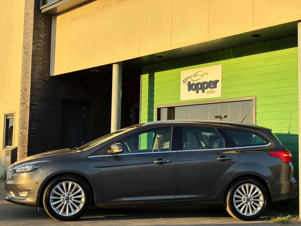 1.0 Titanium|2e Eigenaar|Navigatie|CruiseControl|Climatronic|PDC|Nieuwe APK|NAP|