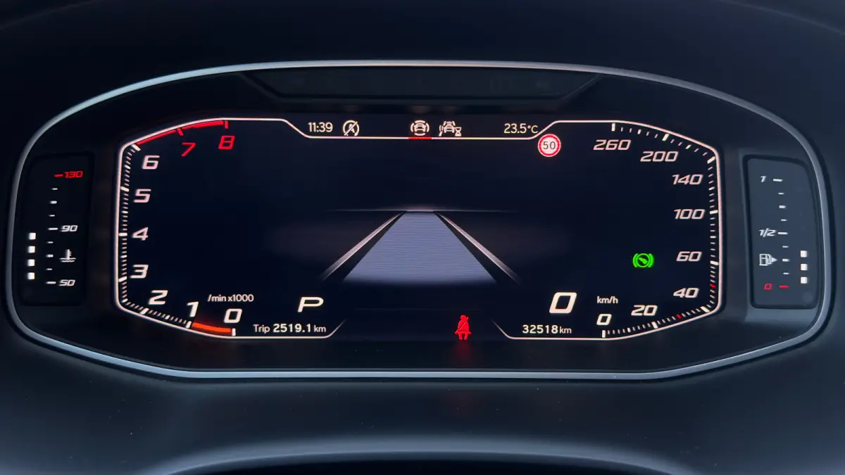 1.5 TSI 150pk FR Business Intense | Camera | Carplay | Adaptive Cruise | Keyless | 18" |