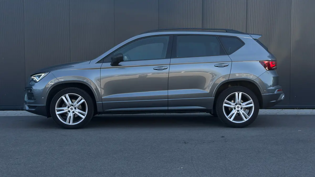 1.5 TSI 150pk FR Business Intense | Camera | Carplay | Adaptive Cruise | Keyless | 18" |
