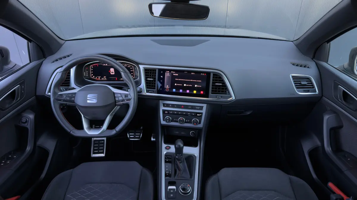 1.5 TSI 150pk FR Business Intense | Camera | Carplay | Adaptive Cruise | Keyless | 18" |