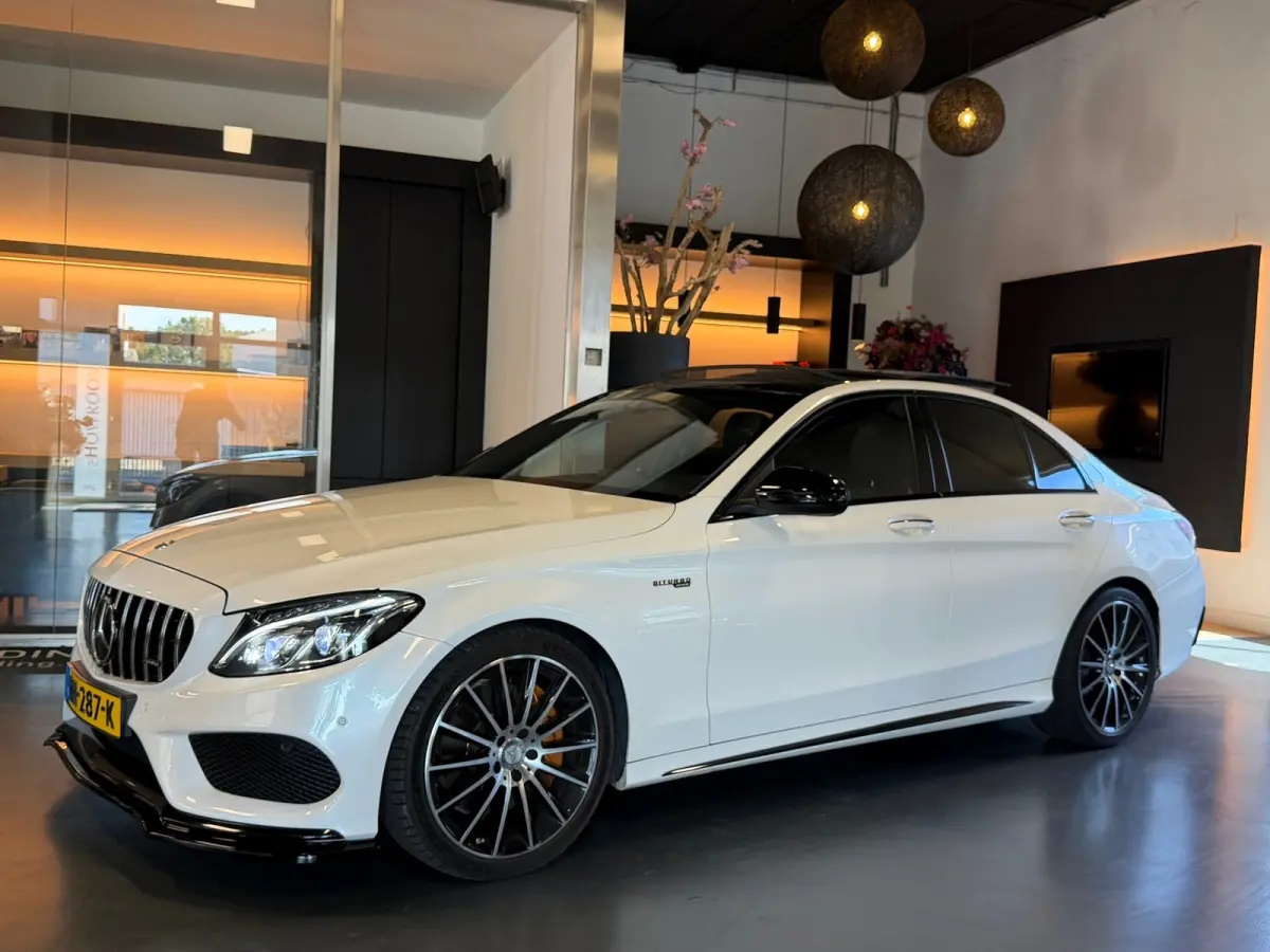 400 4MATIC Amg night Pano Memory Burmester Sfeerverl.