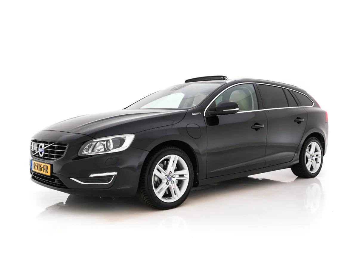 2.4 D6 Twin Engine Summum AWD Aut. *PANO | LEATHER | XENON | ADAPTIVE-CRUISE | HARMAN/KARDON-AUDIO  | BLIS | MEMORY-PACK | HEATED-COMFORTSEATS | CAMERA | PRIVACY-GLASS | NAVI-FULLMAP | ECC |
