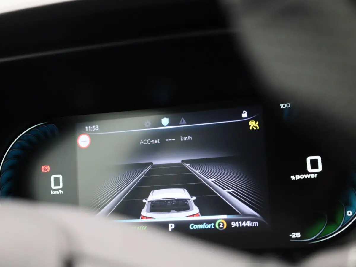 MG5 Electric Long Range Luxury 61 kWh | Apple Carplay / Android Auto | Cruise Control | Achteruitrijcamera |