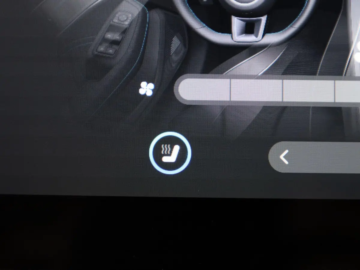 MG5 Electric Long Range Luxury 61 kWh | Apple Carplay / Android Auto | Cruise Control | Achteruitrijcamera |
