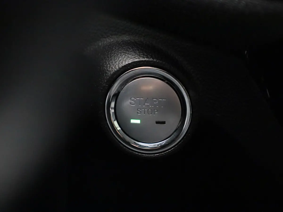 MG5 Electric Long Range Luxury 61 kWh | Apple Carplay / Android Auto | Cruise Control | Achteruitrijcamera |