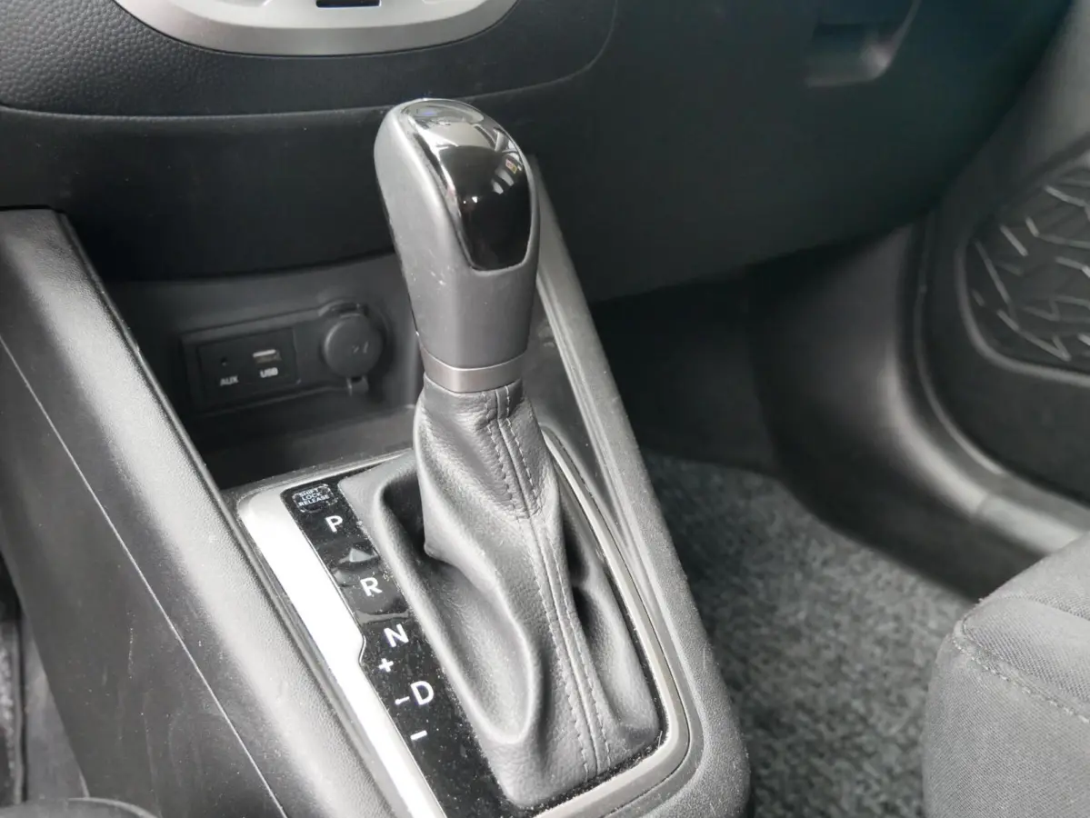 1.6i Premium Camera| Cruise| Navi+BT