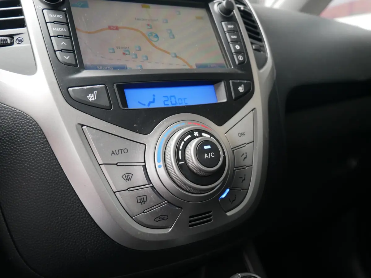 1.6i Premium Camera| Cruise| Navi+BT