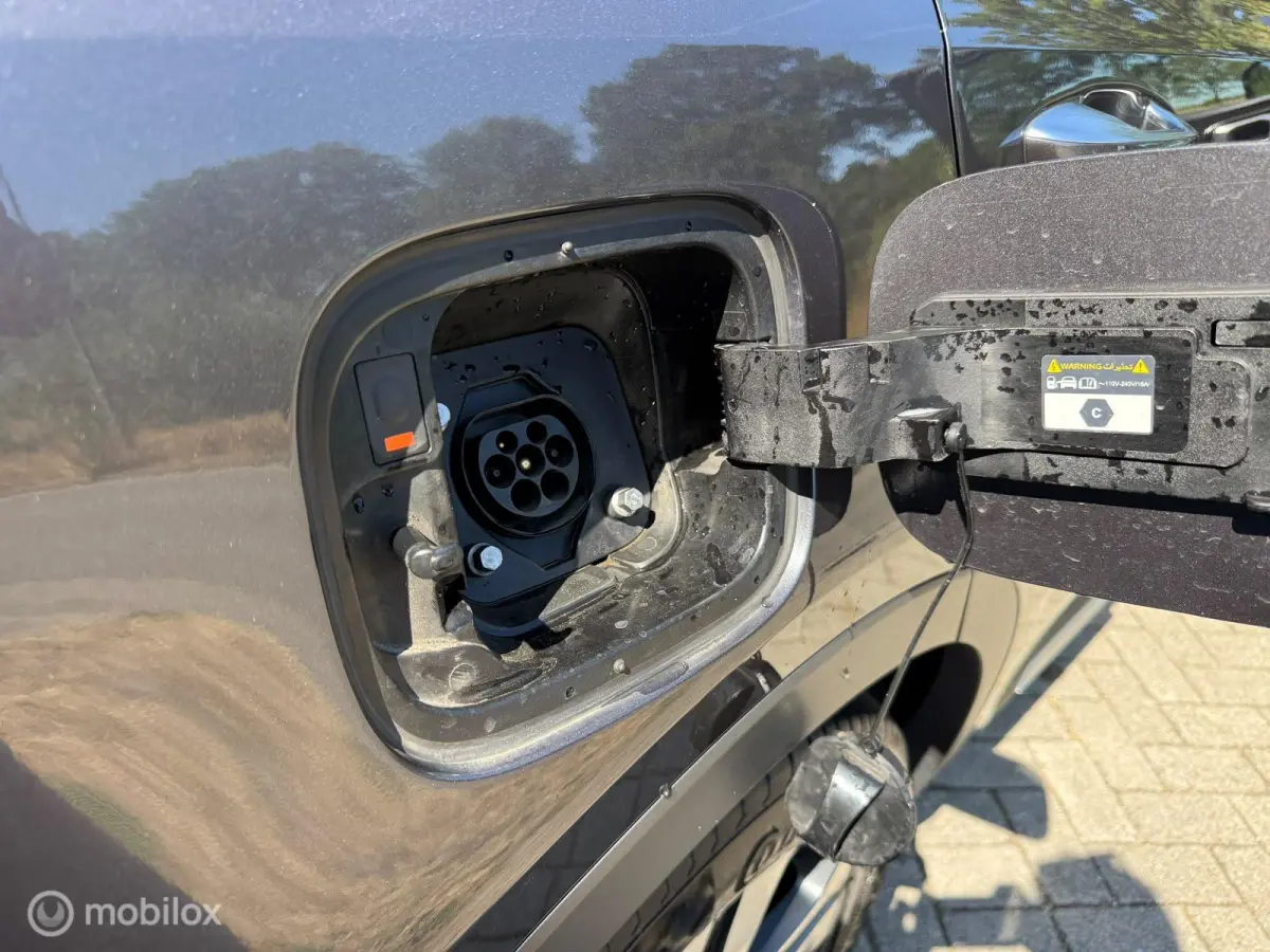 1.6 T-GDI Plug-in Hybrid 4WD 2023