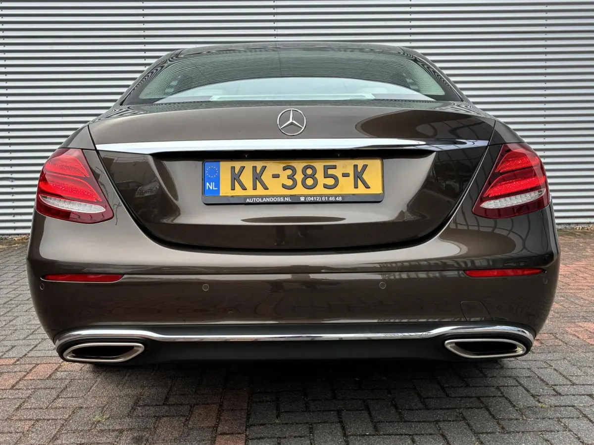 E200 Autom Leer Navi 360 Camera Nl Auto 16 Nieuw Model Uniek 98163 Km Eerste Eigenaar Vol Opties Perfecte Staat