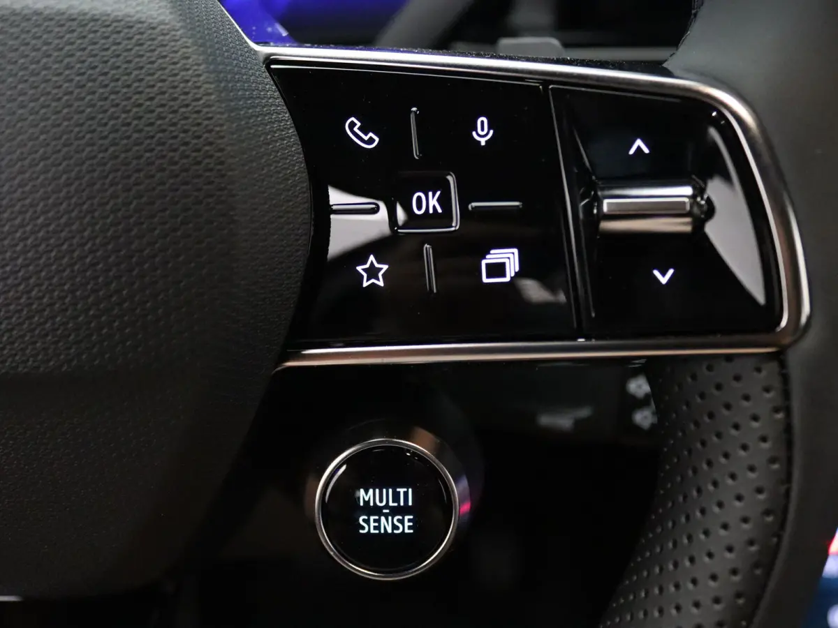 comfort range techno 52 kWh Apple Carplay/Android Auto