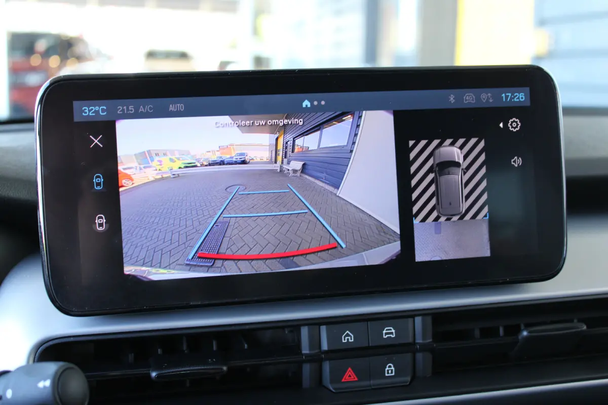 Summit 54 kWh | SOH 98% | Camera | Adaptive cruise control | Full LED | Apple Carplay/ Android Auto |