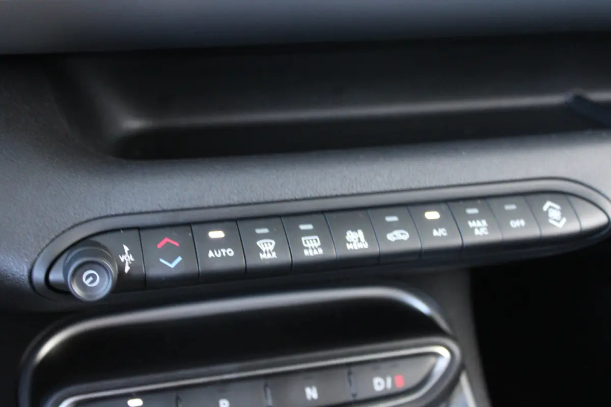 Summit 54 kWh | SOH 98% | Camera | Adaptive cruise control | Full LED | Apple Carplay/ Android Auto |