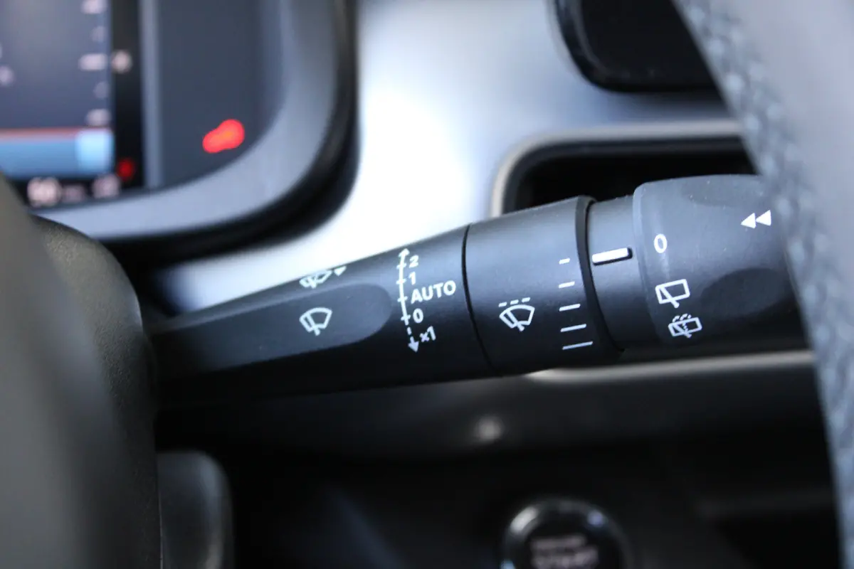 Summit 54 kWh | SOH 98% | Camera | Adaptive cruise control | Full LED | Apple Carplay/ Android Auto |