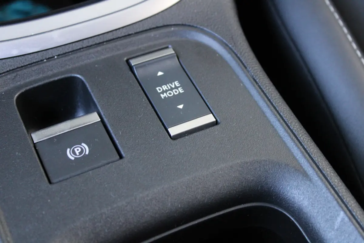 Summit 54 kWh | SOH 98% | Camera | Adaptive cruise control | Full LED | Apple Carplay/ Android Auto |