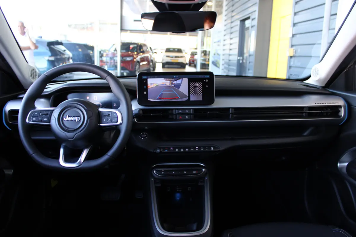 Summit 54 kWh | SOH 98% | Camera | Adaptive cruise control | Full LED | Apple Carplay/ Android Auto |