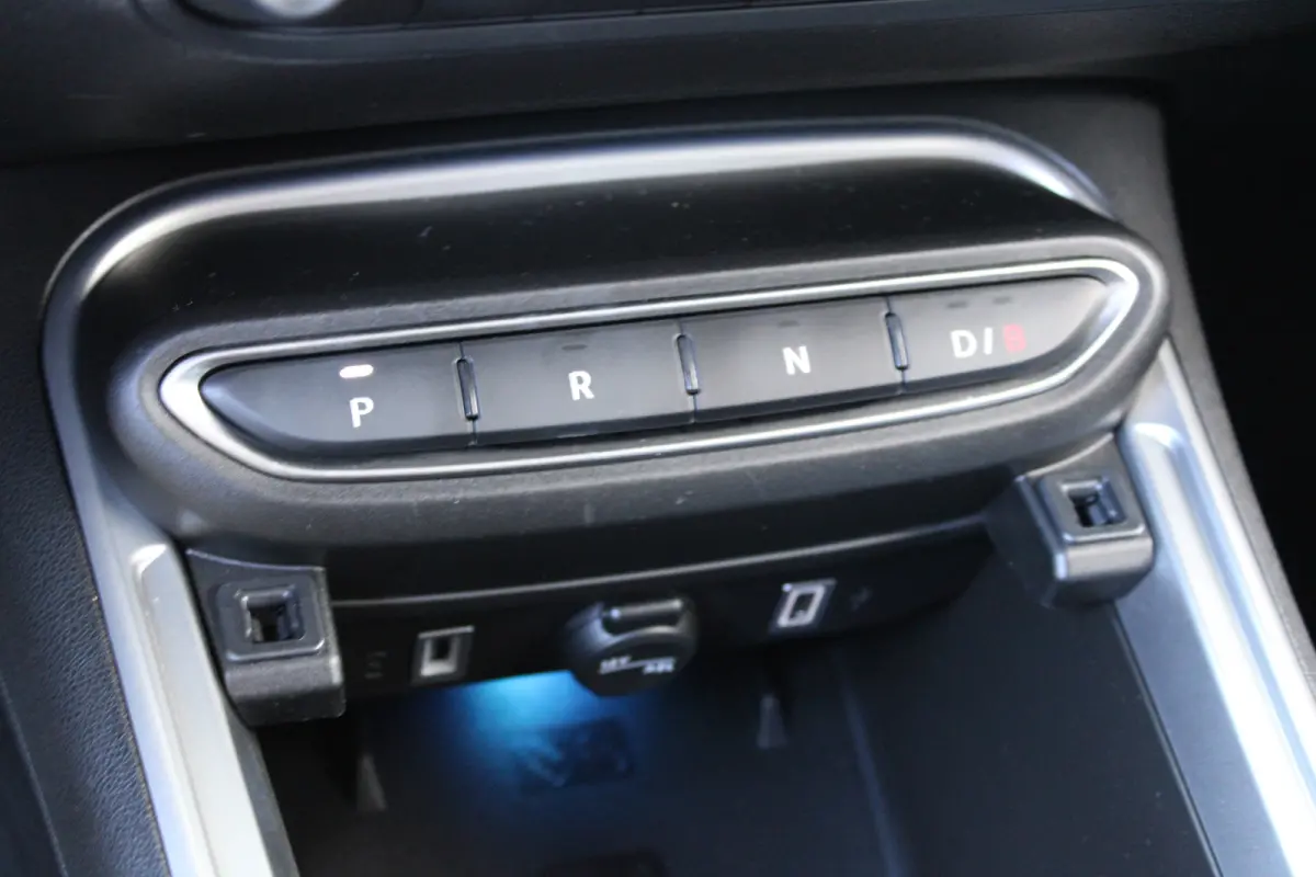 Summit 54 kWh | SOH 98% | Camera | Adaptive cruise control | Full LED | Apple Carplay/ Android Auto |