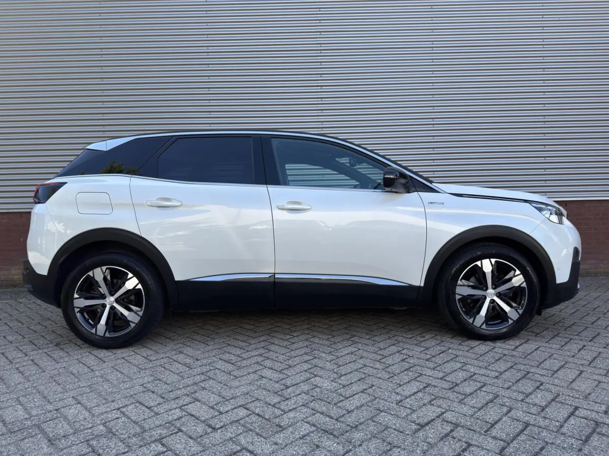 1.6 GT Line|Automaat|Trekhaak|Camera|Elek.stoelen|Cruise|Carplay|