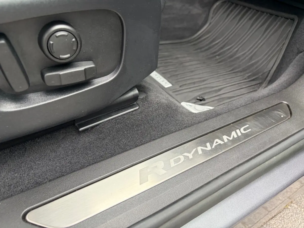 1.5 P300e AWD SE Leder LED Meridian Camera e.Trekhaak NL-auto
