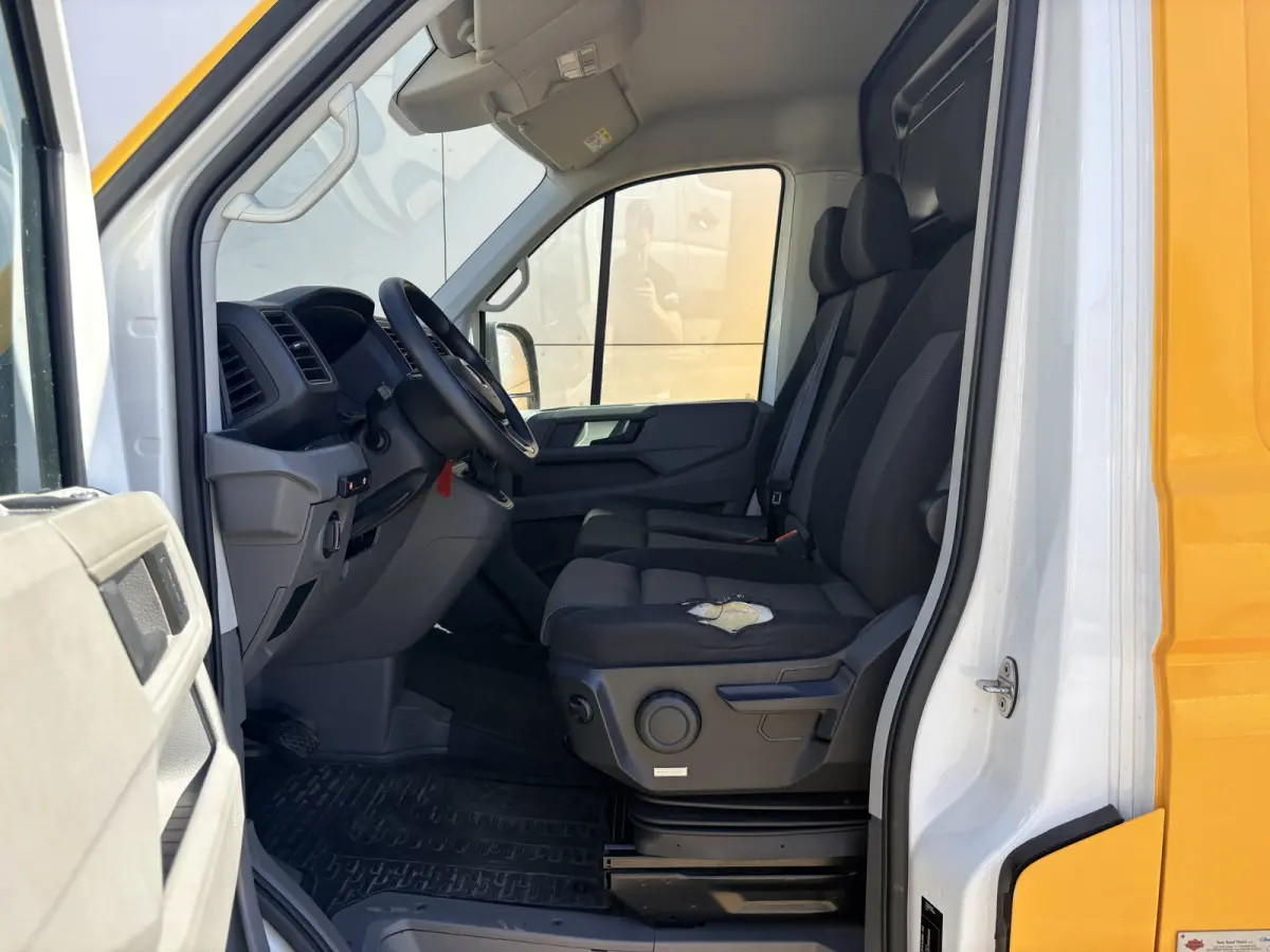 e-Crafter 36kWh 136PK Elektrisch Koelwagen Zanotti Nachtkoeling LED Climate Control Cruise Control Carplay Camera Parkeersensoren 360° Frigo Koeler Kühlwagen Night Cooling