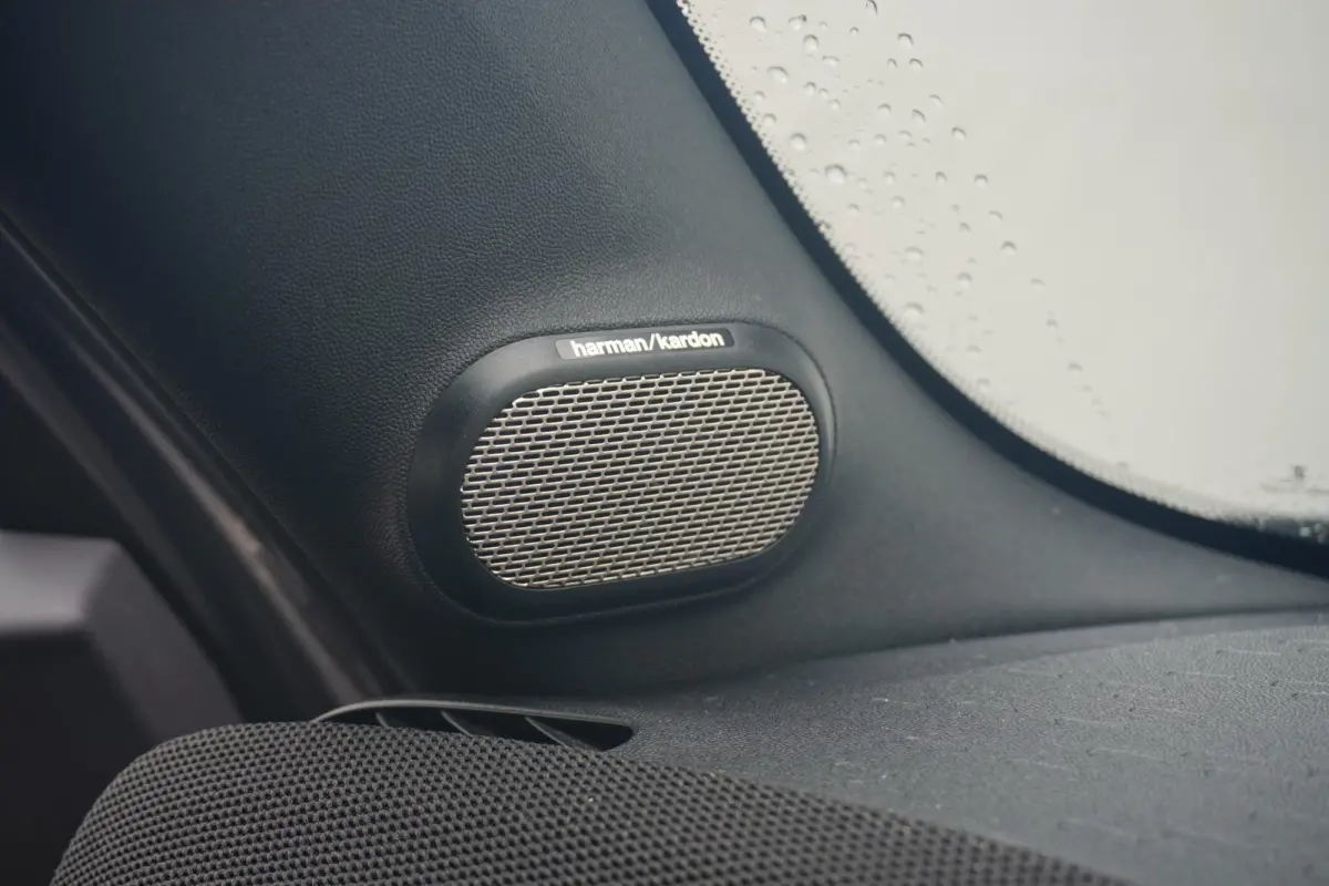 2.0 S John Cooper Works XL | John Cooper Works uitvoering | Pakket XL | Stoelverwarming | Stuurwielverwarming