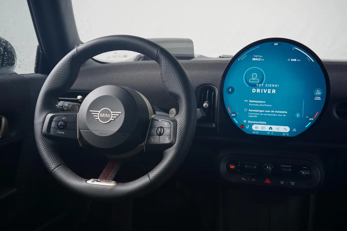 2.0 S John Cooper Works XL | John Cooper Works uitvoering | Pakket XL | Stoelverwarming | Stuurwielverwarming