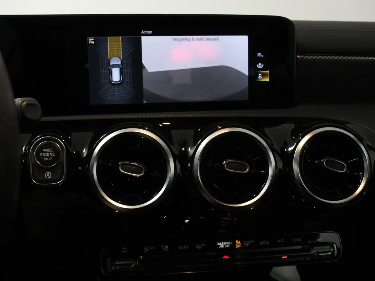 200 163pk DCT Progressive Navigatie Camera Parkeersensoren Elektrische achterklep Stoelverwarming Cruise Control Climate Control