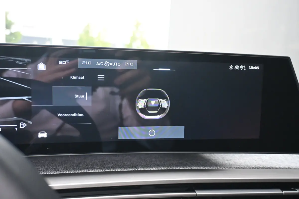1.6 plug-in Hybrid 195 Allure Tot 8 Jaar Garantie! | Afn. Trekhaak | 7,4kW Lader | Achteruitrijcamera | Navigatie | Keyless-Entry | !!