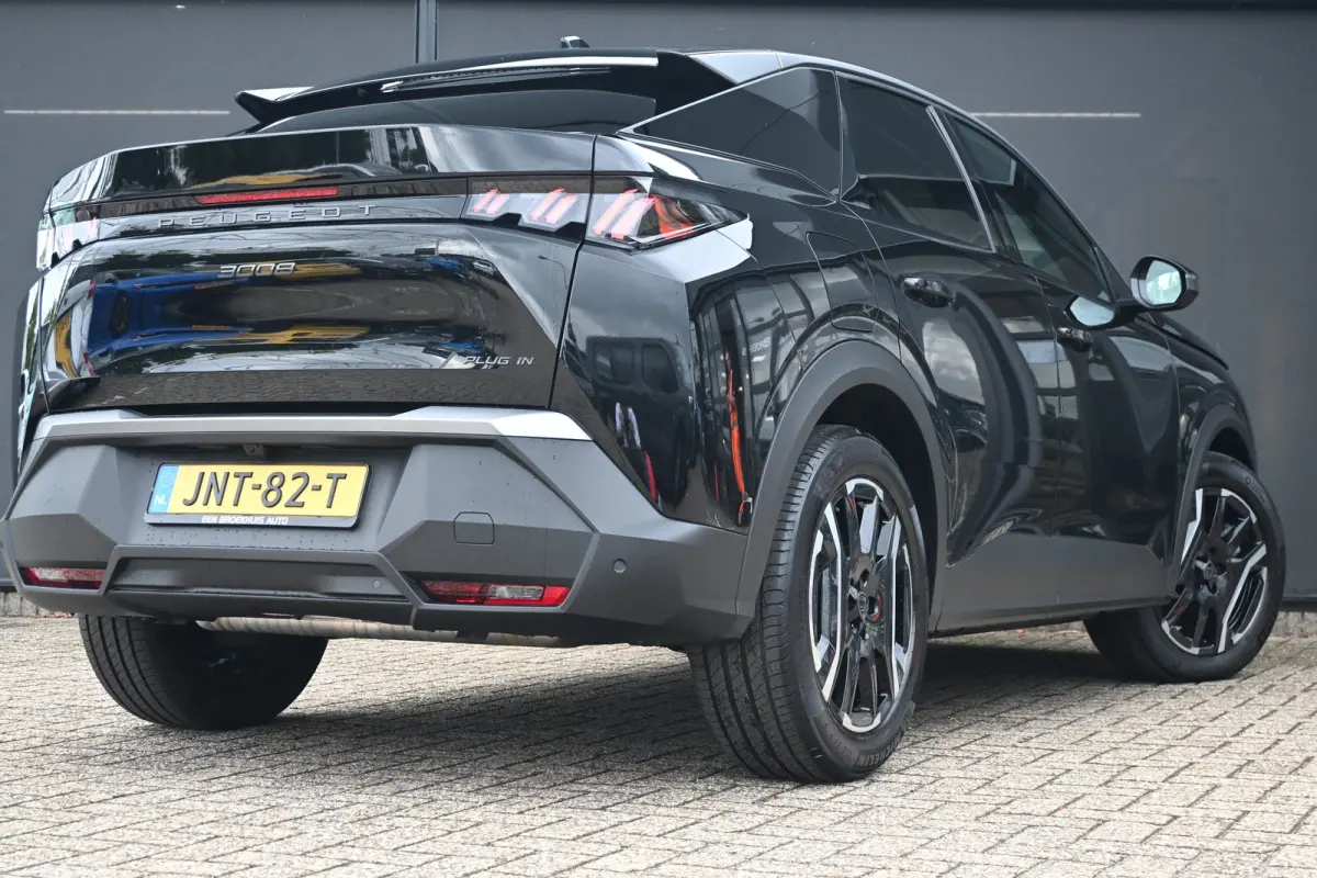 1.6 plug-in Hybrid 195 Allure Tot 8 Jaar Garantie! | Afn. Trekhaak | 7,4kW Lader | Achteruitrijcamera | Navigatie | Keyless-Entry | !!