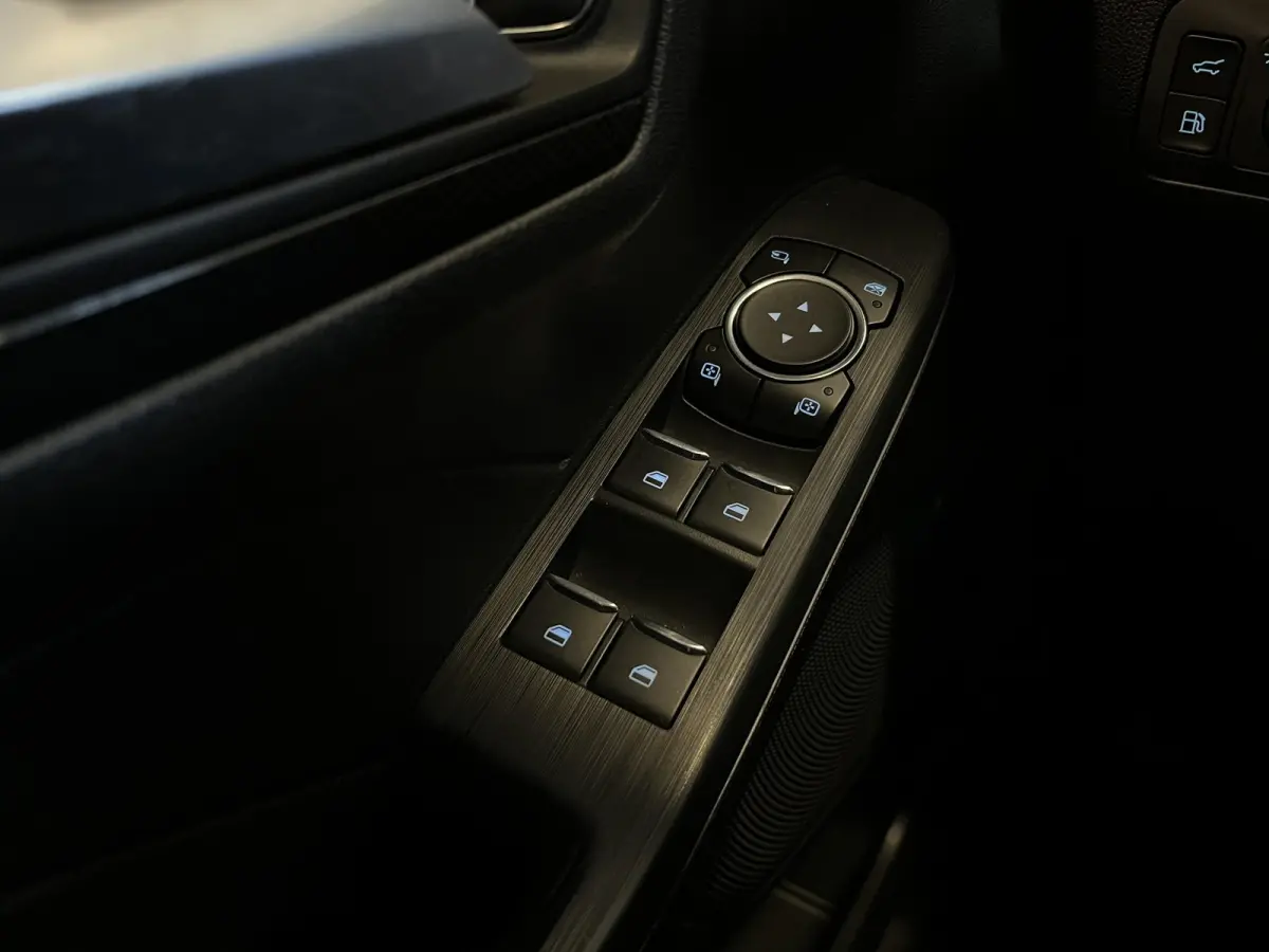 2.5 224pk Automaat PHEV ST-Line Adaptieve cruise control Parkeersensoren Navigatie LED Climate control
