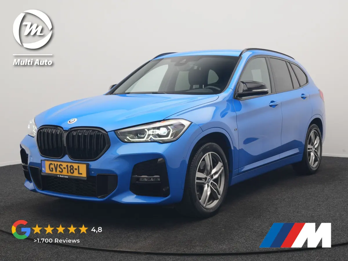sDrive20i M Sport 192pk Misano Blauw Metallic | Trekhaak Afn. | Sportstoelen Verwarmd | Navi Pro | Sfeerverlichting | Apple Carplay | Camera | LED Koplampen | 18"L.M | M Sportstuur | Cruise 