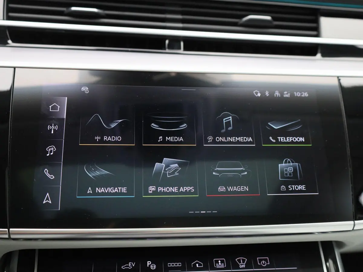 60 TFSI e quattro Lang | Adaptive cruise control | Nachtzichtassistent | Luchtvering | Glazen panoramadak | Dynamische vierwielbesturing | Bang & Olufsen Premium 3D | Head-up display | Dodeh