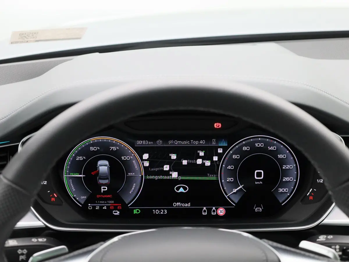 60 TFSI e quattro Lang | Adaptive cruise control | Nachtzichtassistent | Luchtvering | Glazen panoramadak | Dynamische vierwielbesturing | Bang & Olufsen Premium 3D | Head-up display | Dodeh