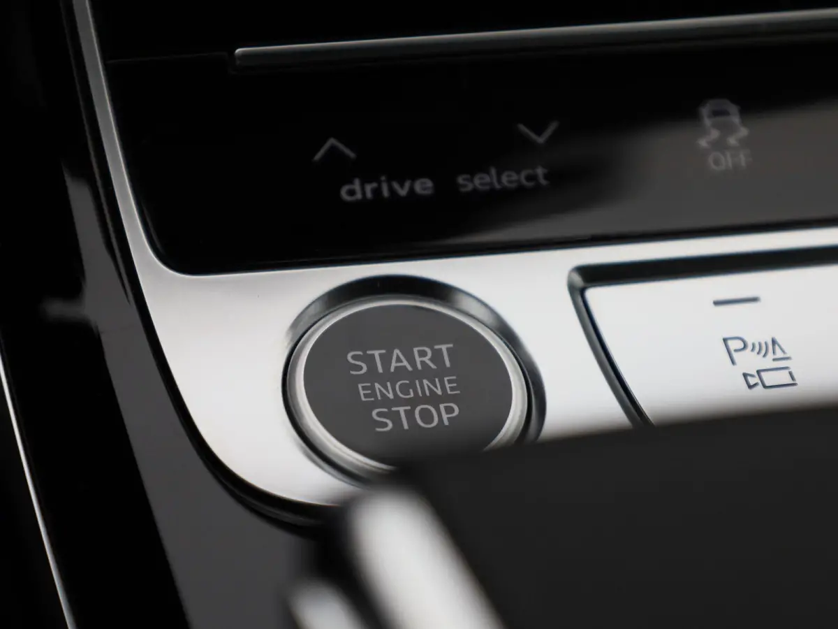 60 TFSI e quattro Lang | Adaptive cruise control | Nachtzichtassistent | Luchtvering | Glazen panoramadak | Dynamische vierwielbesturing | Bang & Olufsen Premium 3D | Head-up display | Dodeh