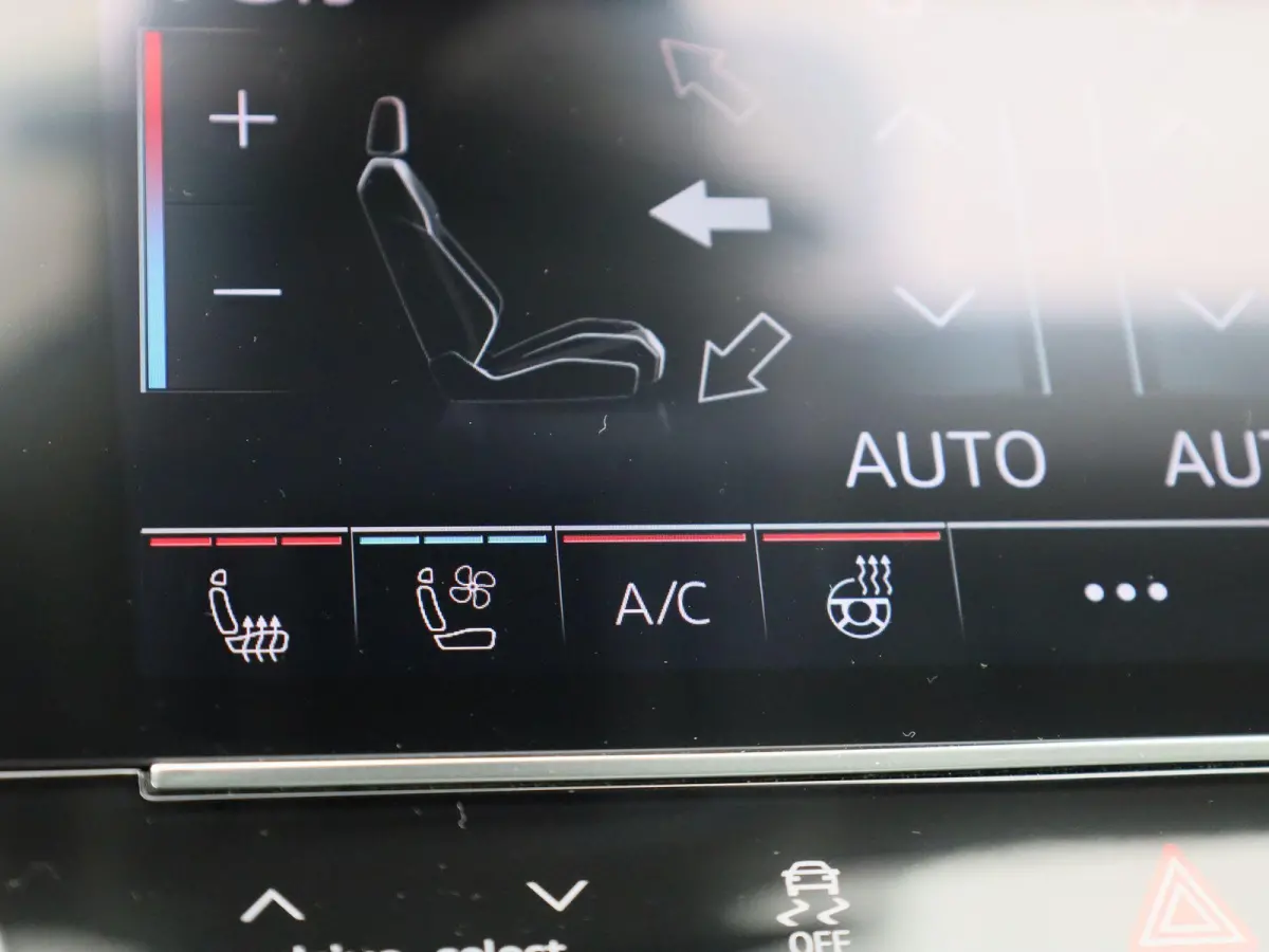 60 TFSI e quattro Lang | Adaptive cruise control | Nachtzichtassistent | Luchtvering | Glazen panoramadak | Dynamische vierwielbesturing | Bang & Olufsen Premium 3D | Head-up display | Dodeh