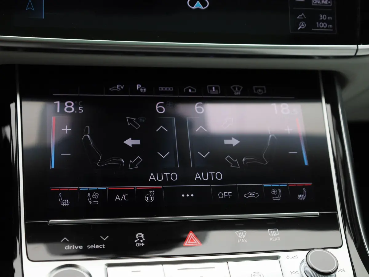 60 TFSI e quattro Lang | Adaptive cruise control | Nachtzichtassistent | Luchtvering | Glazen panoramadak | Dynamische vierwielbesturing | Bang & Olufsen Premium 3D | Head-up display | Dodeh