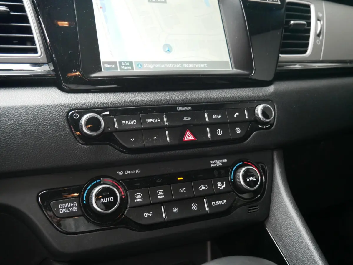 1.6 GDi Hybrid DynamicLine Camera| Trekhaak| Navi+BT