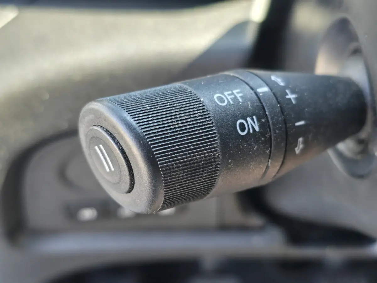 35C14V 2.3 410 H2 Camera Airco Cruise Bakwagen Volume dubbel lucht 30 m3