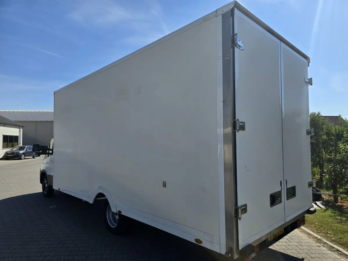 35C14V 2.3 410 H2 Camera Airco Cruise Bakwagen Volume dubbel lucht 30 m3