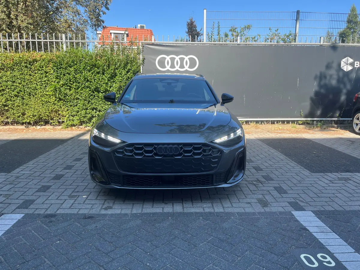 Avant S-line quattro 299PK | Panoramadak | Leder/alcantara | 360 camera | Bang&Olufsen | Head-up | Memory stoel |
